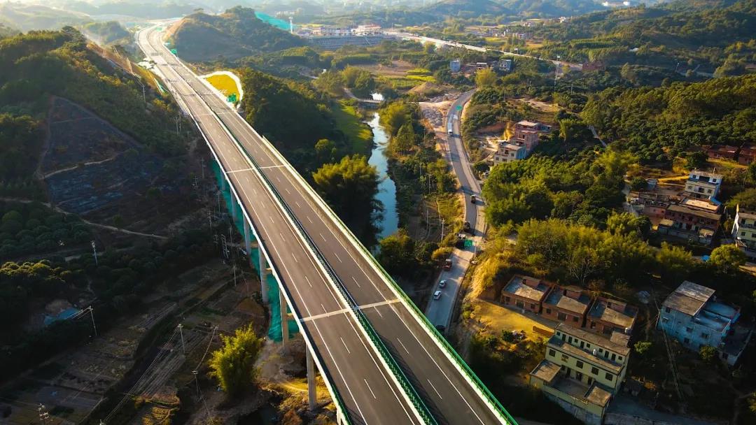 加速“東融”，大浦高速今天通車